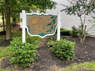 Holly Glen at Pitman Condominium Association: